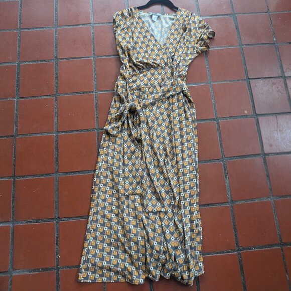 Karina Dress M/L - Picture 8 of 13